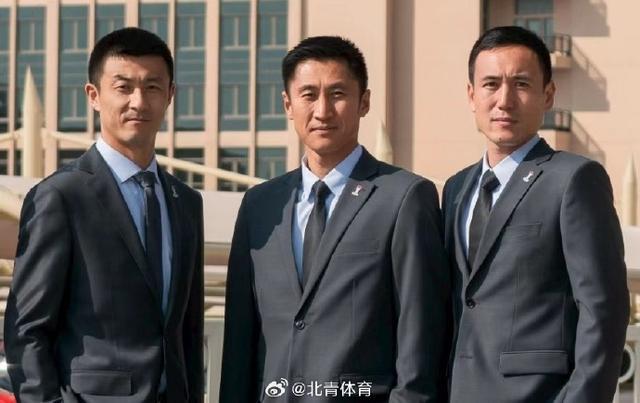 炸了！！福克斯真去参加尼克斯庆功宴，不如直接底薪加盟吧......